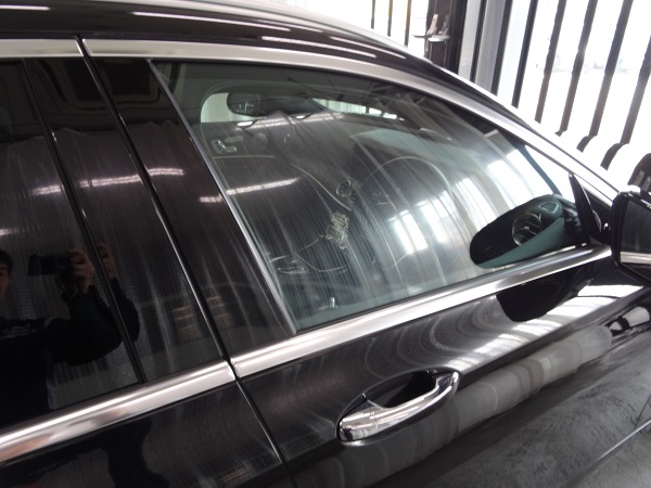 運転席 助手席 透明断熱カーフィルム Blog カーフィルム専門店シーツー ビセン